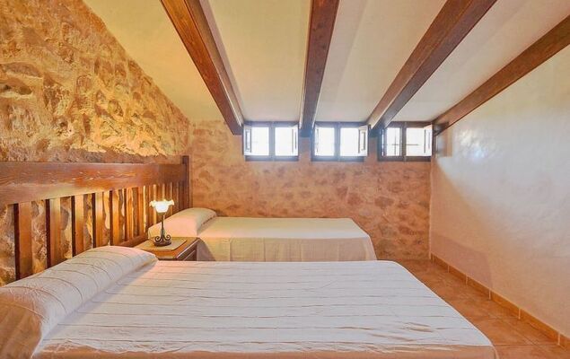 Albadallet - Photo 15