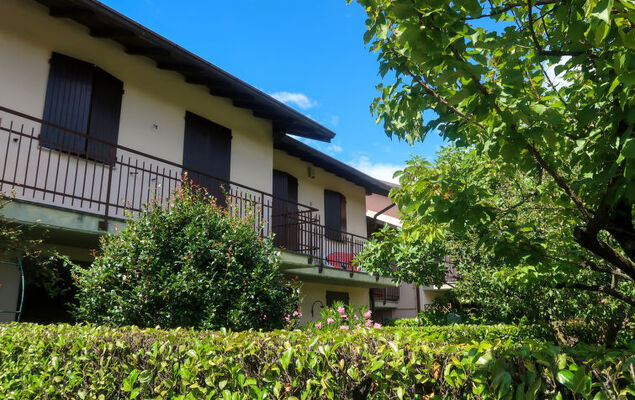 Blue Lagoon - Photo 1